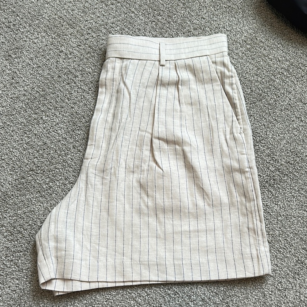 Banana Republic linen blend shorts